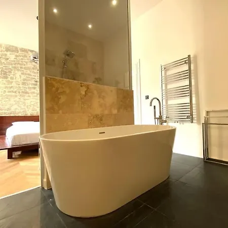 Harmonie Apartment *