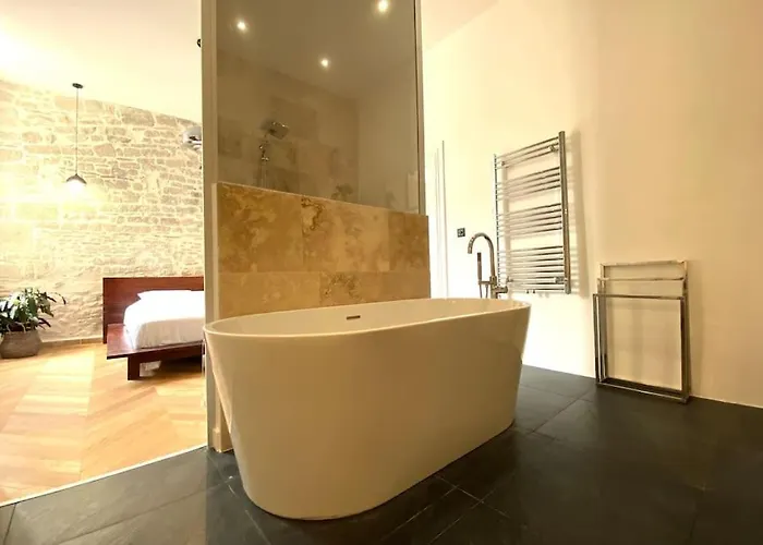 Harmonie Apartment *